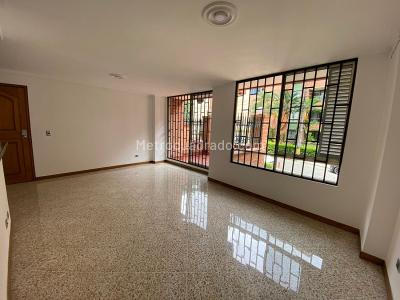 Apartamento de 3 alcobas en venta en Nutibara, Medellín, 112 m² · foto 2 de 20