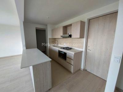 Apartamento en arriendo en San Antonio, Rionegro · foto 3 de 12