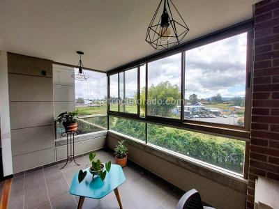 Apartamento en arriendo en Llanogrande, Rionegro · foto 2 de 12