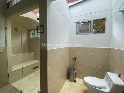Casa de 5 alcobas en venta en Alto De Palmas, Envigado, 366 m² · foto 14 de 20