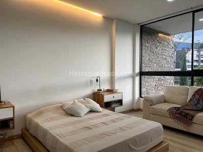 Apartamento de 3 alcobas en venta en Lomas Del Escobero, Medellín, 119 m² · foto 14 de 20