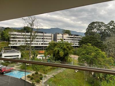 Apartamento de 3 alcobas en venta en Lomas Del Escobero, Medellín, 119 m² · foto 3 de 20