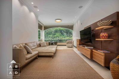 Casa de 5 alcobas en venta en San Lucas, Medellín, 892 m² · foto 15 de 20