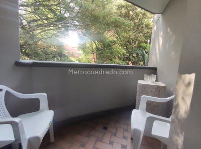 Apartamento de 2 alcobas en arriendo en La Aguacatala, Medellín, 65 m² · foto 3 de 8