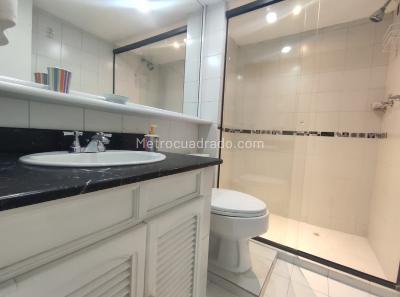 Apartamento de 2 alcobas en arriendo en La Aguacatala, Medellín, 65 m² · foto 6 de 8