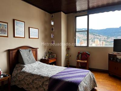 Apartamento de 3 alcobas en venta en Centro, Medellín, 246 m² · foto 18 de 20