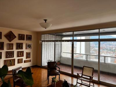 Apartamento de 3 alcobas en venta en Centro, Medellín, 246 m² · foto 6 de 20