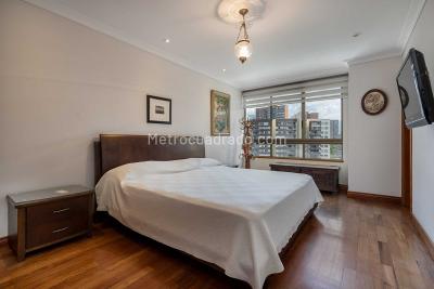 Apartamento de 3 alcobas en venta en Loma De Los Gonzalez, Medellín, 386 m² · foto 12 de 15