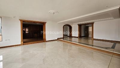 Apartamento de 4 alcobas en venta en La Tomatera, Medellín, 680 m² · foto 5 de 20