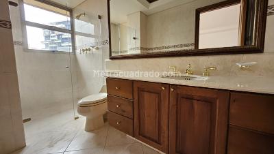 Apartamento de 4 alcobas en venta en La Tomatera, Medellín, 680 m² · foto 14 de 20