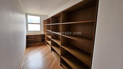 Apartamento de 4 alcobas en venta en La Tomatera, Medellín, 680 m² · foto 15 de 20