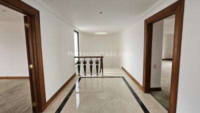 Apartamento de 4 alcobas en venta en La Tomatera, Medellín, 680 m² · foto 16 de 20