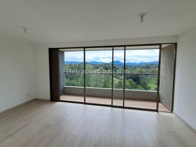 Apartamento en arriendo en San Antonio, Rionegro · foto 3 de 15