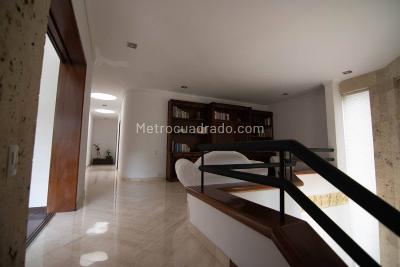 Casa de 3 alcobas en venta en El Poblado, Medellín, 640 m² · foto 17 de 20
