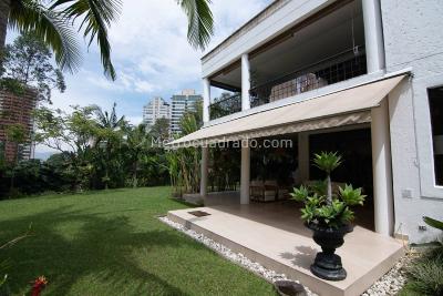 Casa de 3 alcobas en venta en El Poblado, Medellín, 640 m² · foto 5 de 20
