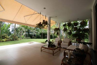 Casa de 3 alcobas en venta en El Poblado, Medellín, 640 m² · foto 9 de 20