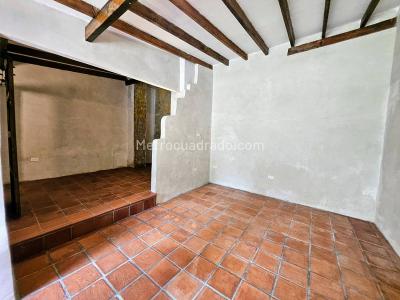 Casa de 5 alcobas en venta en El Poblado, Medellín, 413 m² · foto 5 de 20