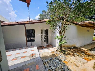 Casa de 5 alcobas en venta en El Poblado, Medellín, 413 m² · foto 11 de 20