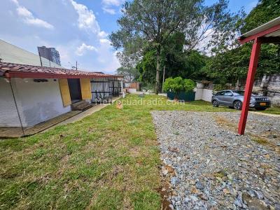Casa de 5 alcobas en venta en El Poblado, Medellín, 413 m² · foto 13 de 20