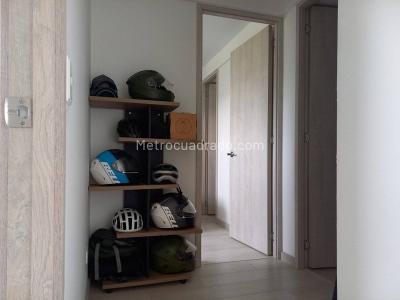 Apartamento de 2 alcobas en venta en San Antonio, Rionegro, 58 m² · foto 10 de 11