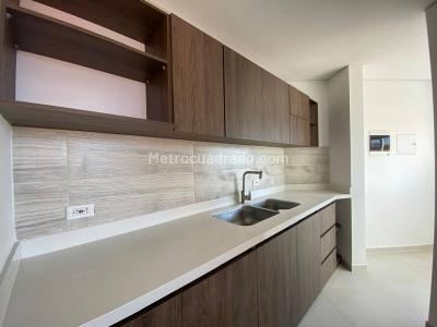 Apartamento de 2 alcobas en venta en San Antonio, Rionegro, 87 m² · foto 4 de 10