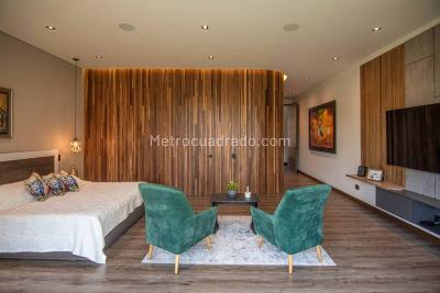 Casa de 4 alcobas en venta en San Antonio, Rionegro, 577 m² · foto 13 de 18