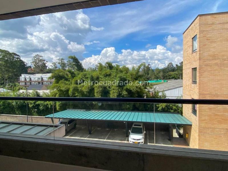 3BR Apartment in El Retiro (70 m²) - 2