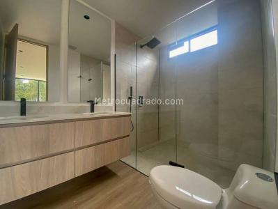 Apartamento de 2 alcobas en venta en Sajonia, Rionegro, 128 m² · foto 10 de 10