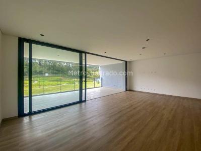Apartamento de 2 alcobas en venta en Sajonia, Rionegro, 128 m² · foto 3 de 10
