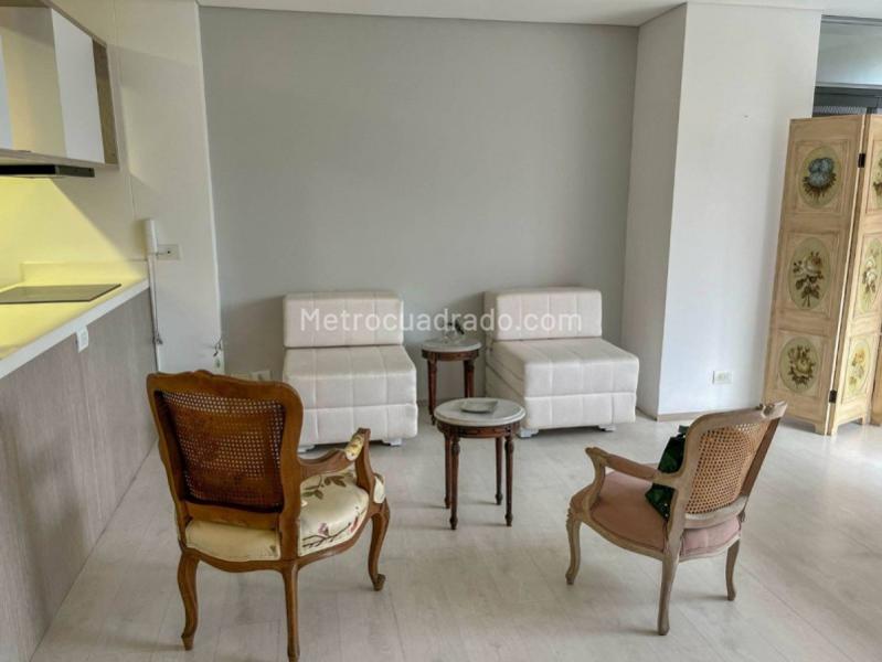 1BR Apartment in Aeropuerto (67 m²) - 2