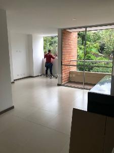 Apartamento de 2 alcobas en venta en Sabaneta, Sabaneta, 66 m² · foto 3 de 16