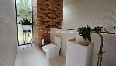 Casa de 5 alcobas en venta en Alto De Palmas, Envigado, 1113 m² · foto 8 de 20