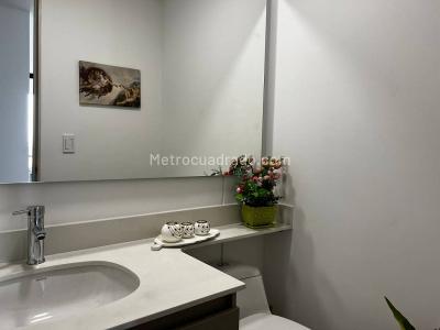 Apartamento de 3 alcobas en venta en Loma Del Chocho, Envigado, 128 m² · foto 14 de 20