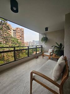 Apartamento de 3 alcobas en venta en El Poblado, Medellín, 207 m² · foto 8 de 20