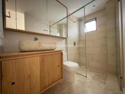 Apartamento de 3 alcobas en venta en El Poblado, Medellín, 320 m² · foto 4 de 20