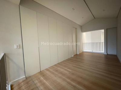 Apartamento de 3 alcobas en venta en El Poblado, Medellín, 320 m² · foto 14 de 20