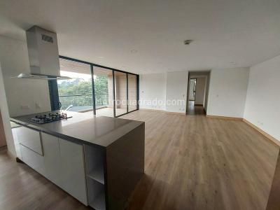 Apartamento de 3 alcobas en venta en Llano Grande, Rionegro, 170 m² · foto 4 de 19