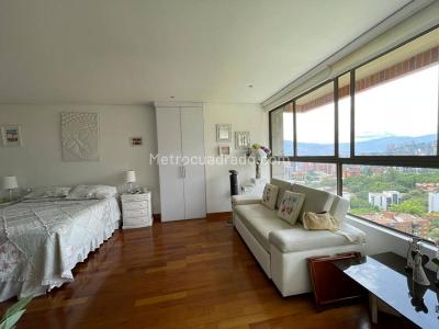 Apartamento en venta en El Poblado, Medellín · foto 3 de 20