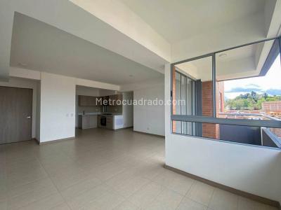 Apartamento en arriendo en San Nicolas, Rionegro · foto 3 de 11
