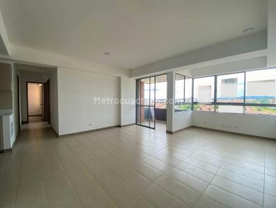 Apartamento en arriendo en San Nicolas, Rionegro · foto 4 de 11