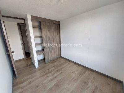 Apartamento de 3 alcobas en arriendo en Los Colegios, Rionegro, 73 m² · foto 5 de 11