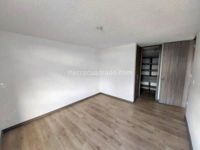 Apartamento de 3 alcobas en arriendo en Los Colegios, Rionegro, 73 m² · foto 6 de 11