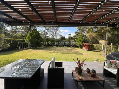 Casa de 3 alcobas en venta en Llano Grande, Rionegro, 352 m² · foto 4 de 17