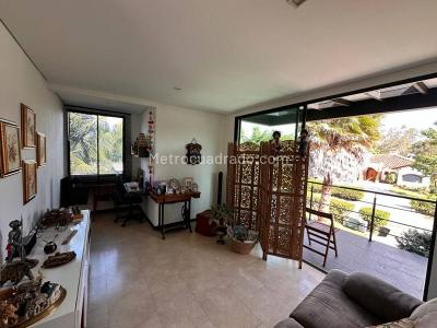 Casa de 3 alcobas en venta en Llano Grande, Rionegro, 352 m² · foto 8 de 17
