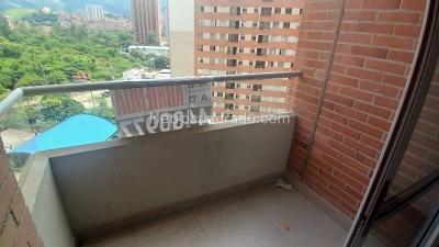 Apartamento en venta en Bello Horizonte, Medellín · foto 2 de 10