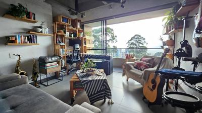 Apartamento en venta en Loma De Las Brujas, Envigado · foto 3 de 16