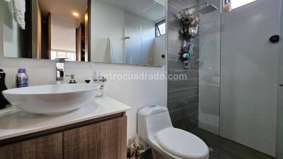 Apartamento en venta en Loma De Las Brujas, Envigado · foto 12 de 16