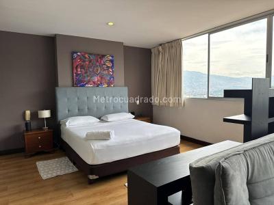 Apartamento de 1 alcoba en venta en El Poblado, Medellín, 64 m² · foto 2 de 8