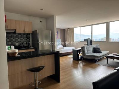 Apartamento de 1 alcoba en venta en El Poblado, Medellín, 64 m² · foto 3 de 8