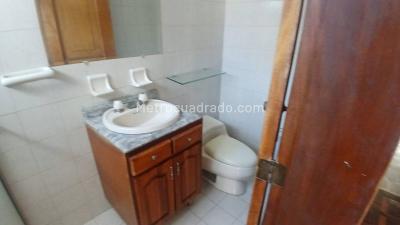 Casa de 5 alcobas en venta en La Castellana, Medellín, 600 m² · foto 14 de 18
